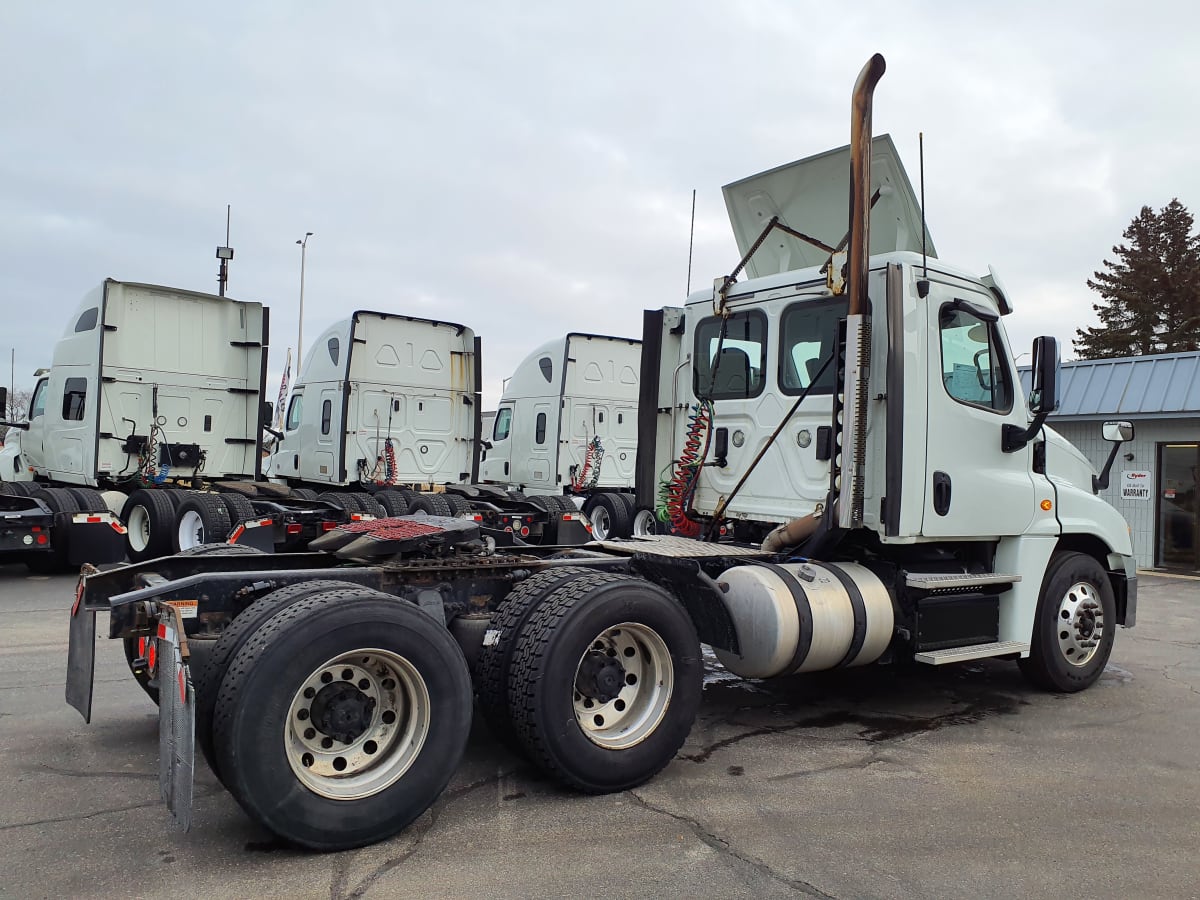 2017 Freightliner/Mercedes CASCADIA 125 676522