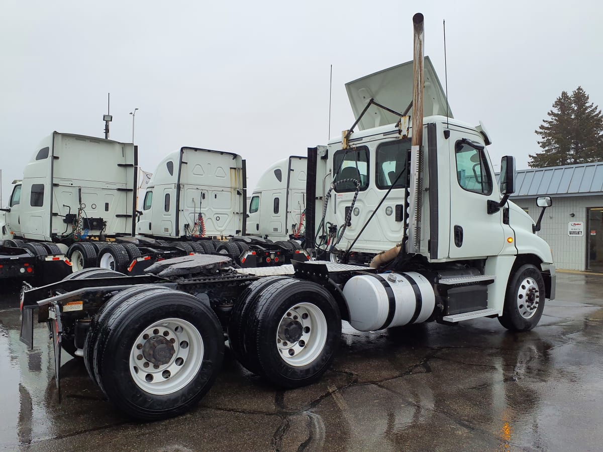 2017 Freightliner/Mercedes CASCADIA 125 676528