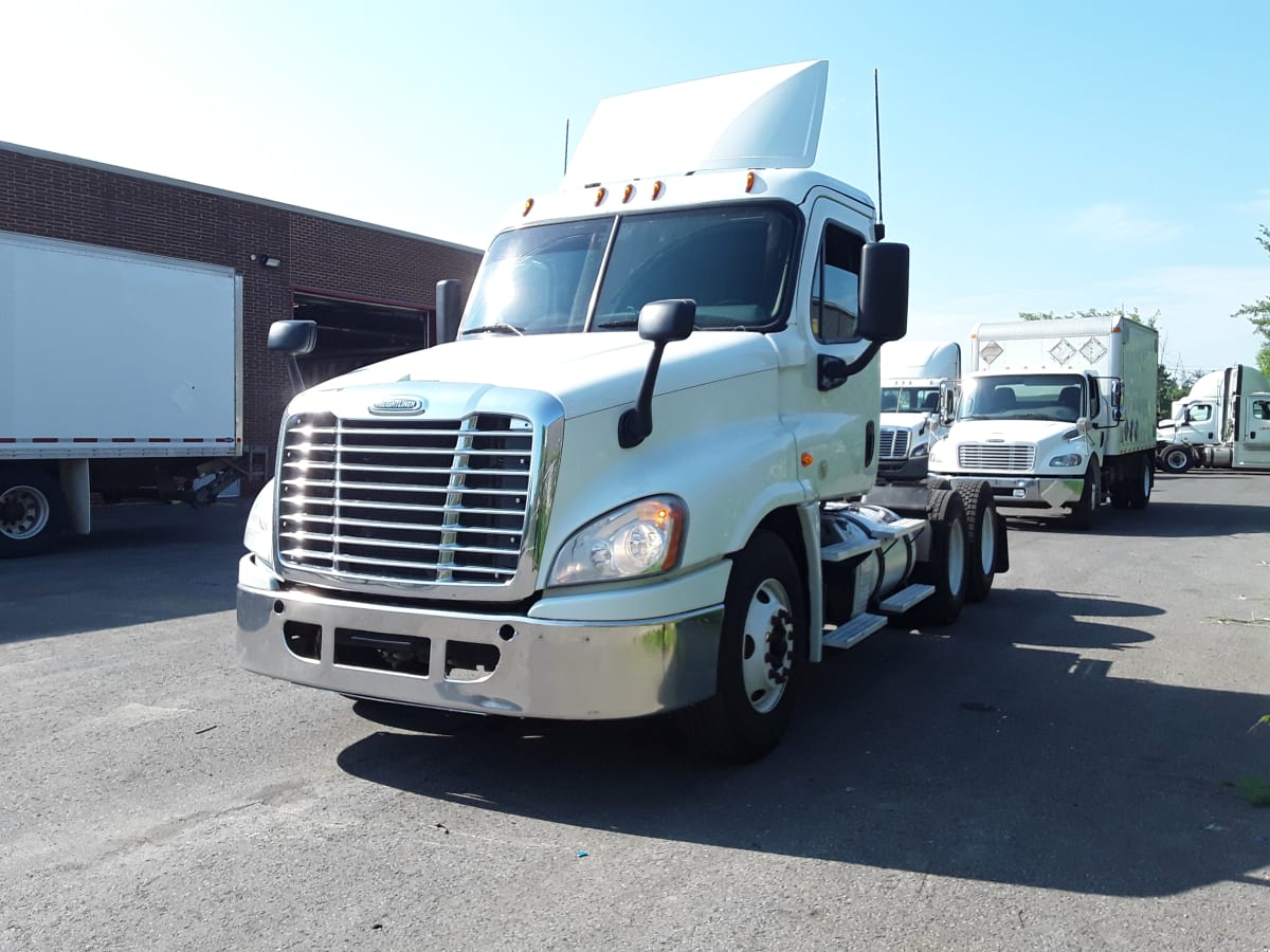 2017 Freightliner/Mercedes CASCADIA 125 676576