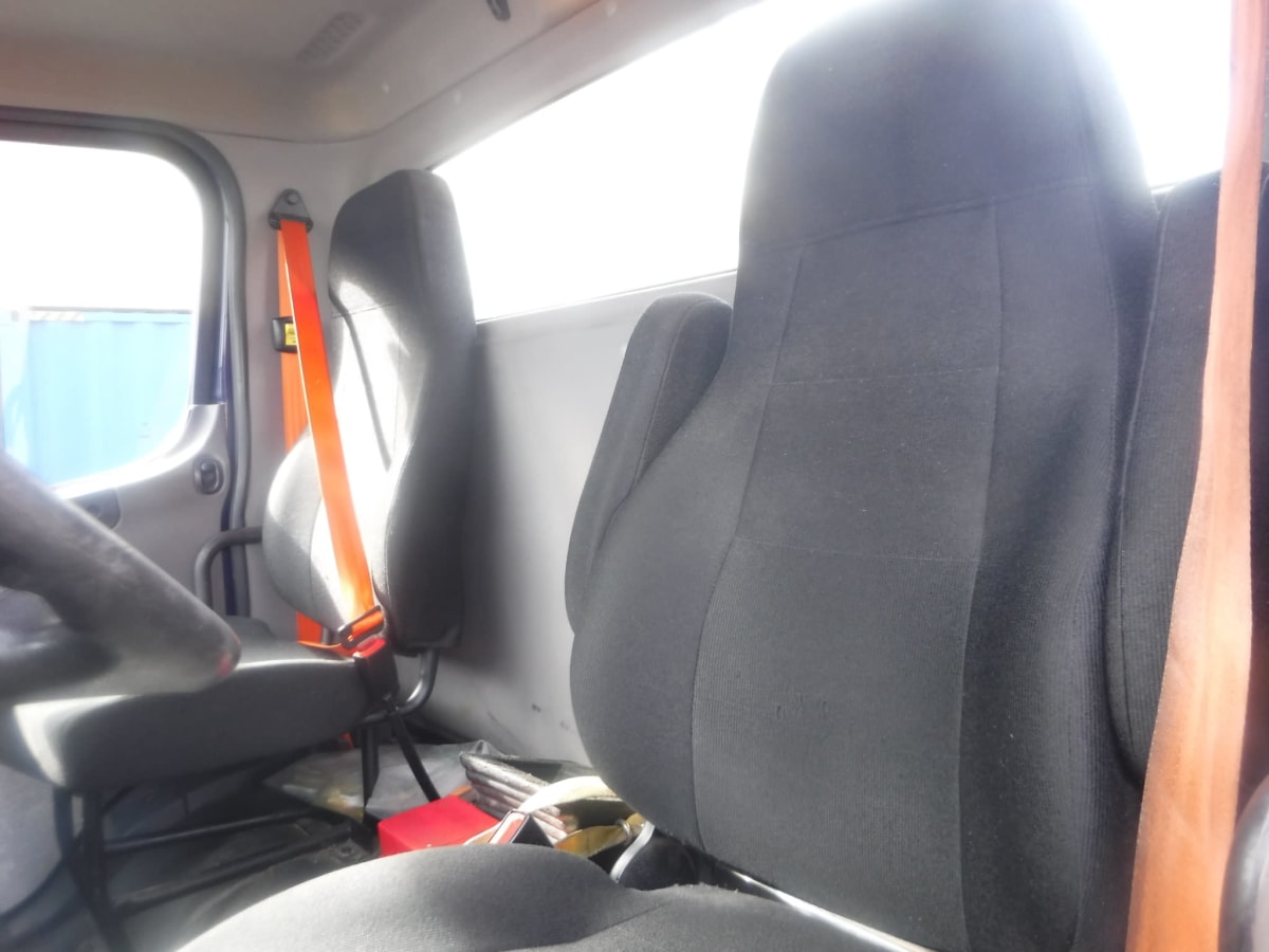 2017 Freightliner/Mercedes M2 106 676629