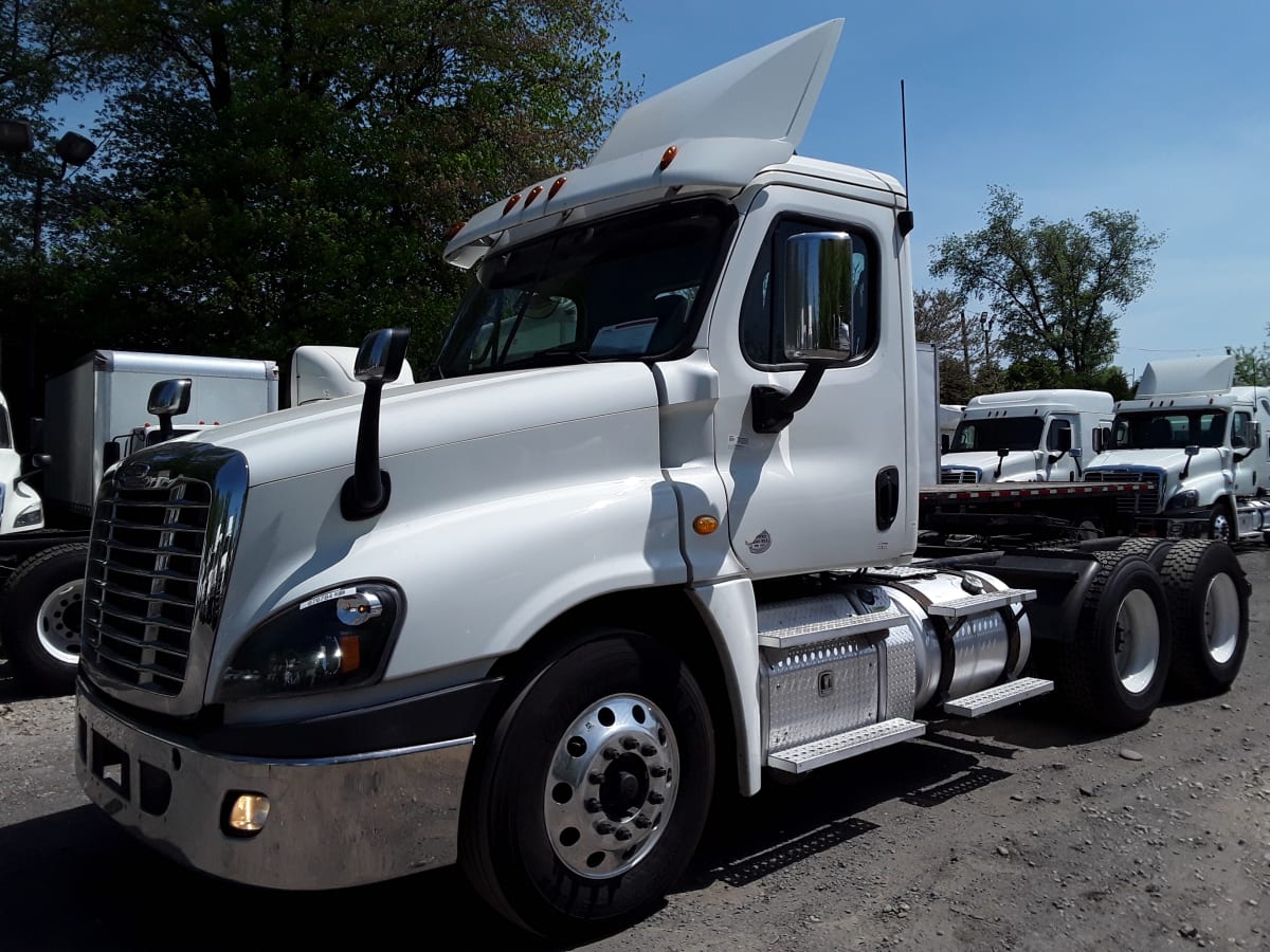 2017 Freightliner/Mercedes CASCADIA 125 676784