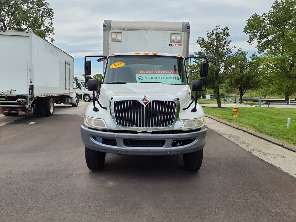 2017 Navistar International 4300 676827