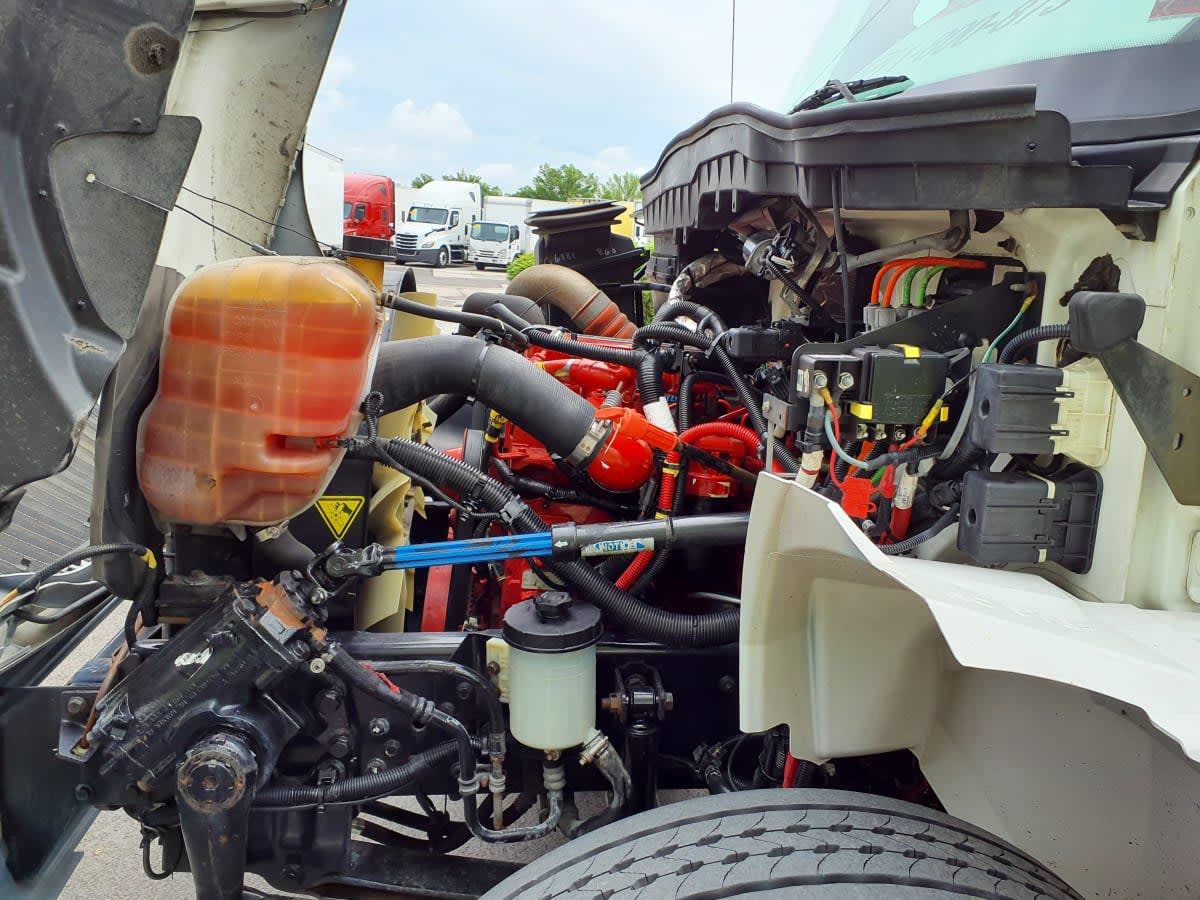 2017 Navistar International 4300 676827