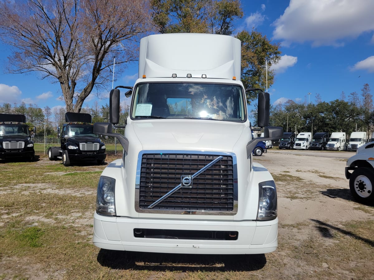 2017 Volvo VNL64TRACTOR 676861