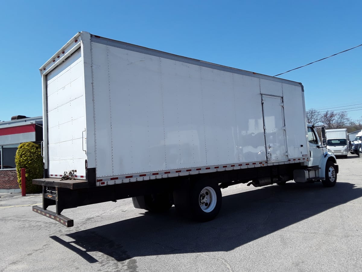 2017 Freightliner/Mercedes M2 106 676940