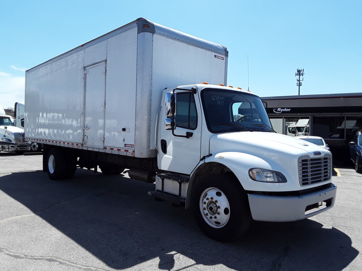 2017 Freightliner/Mercedes M2 106 676940