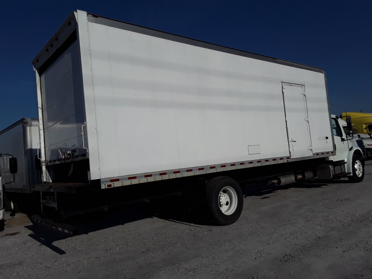 2017 Freightliner/Mercedes M2 106 676950