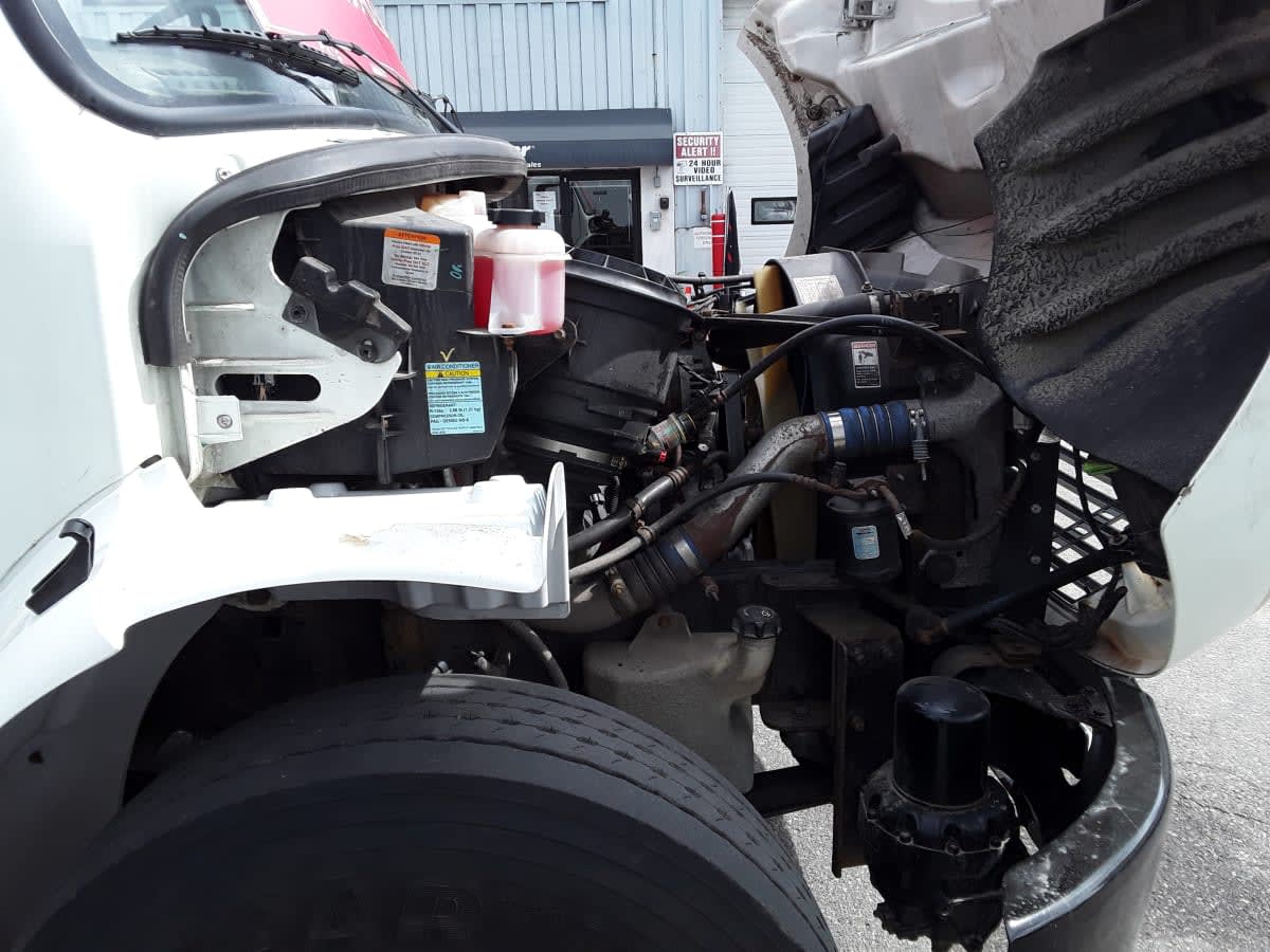 2018 Freightliner M2 106 676961