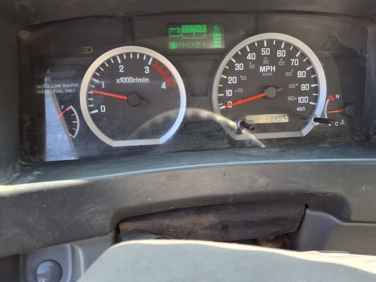 2017 Isuzu NPR HD 677054