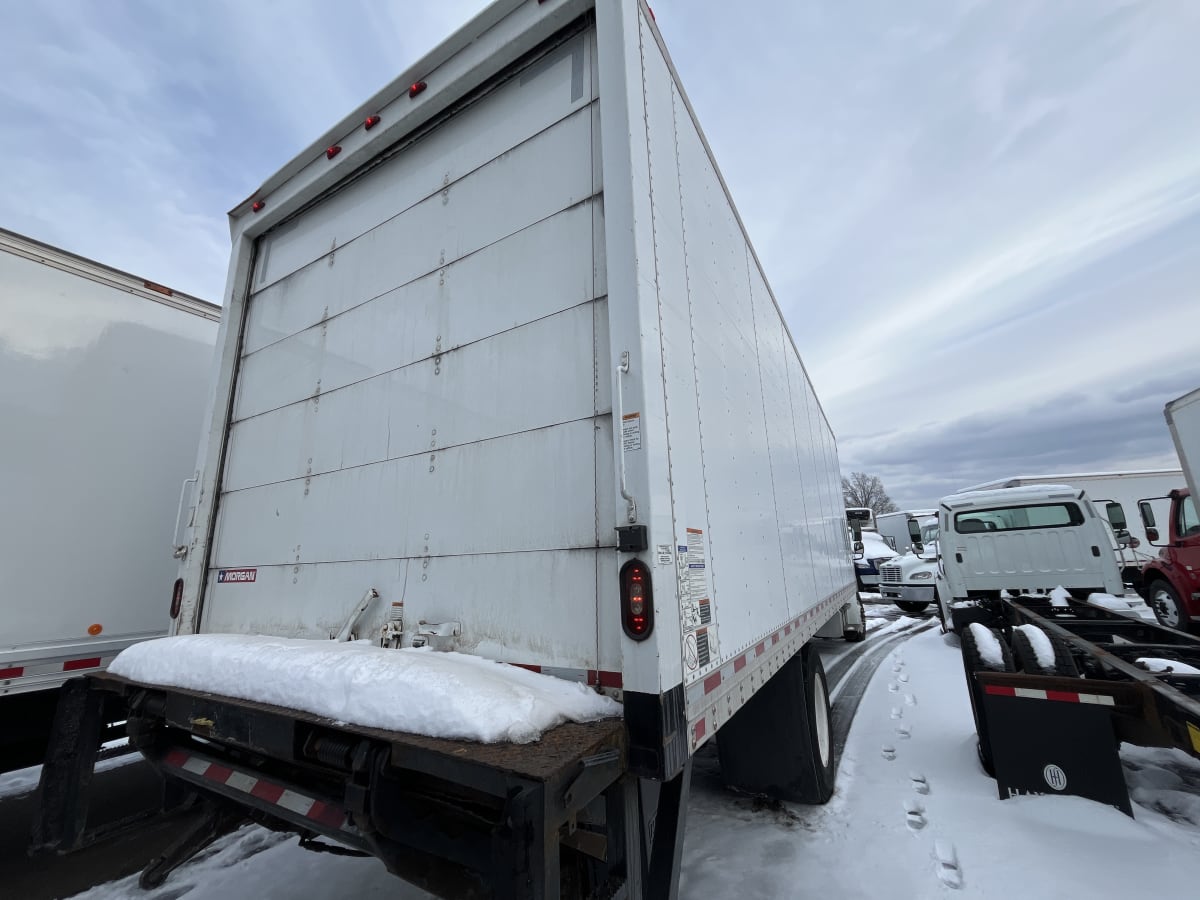 2017 Freightliner/Mercedes M2 106 677059