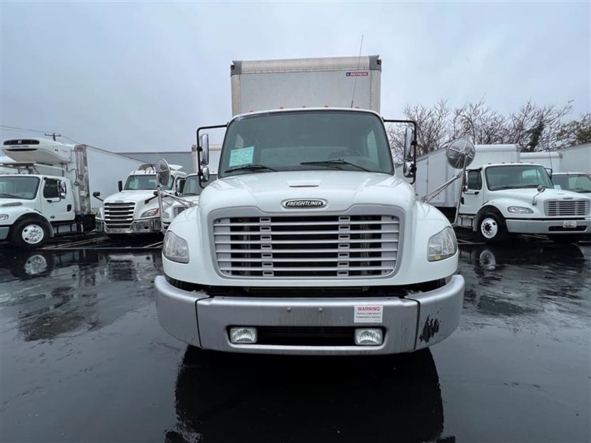 2017 Freightliner/Mercedes M2 106 677070