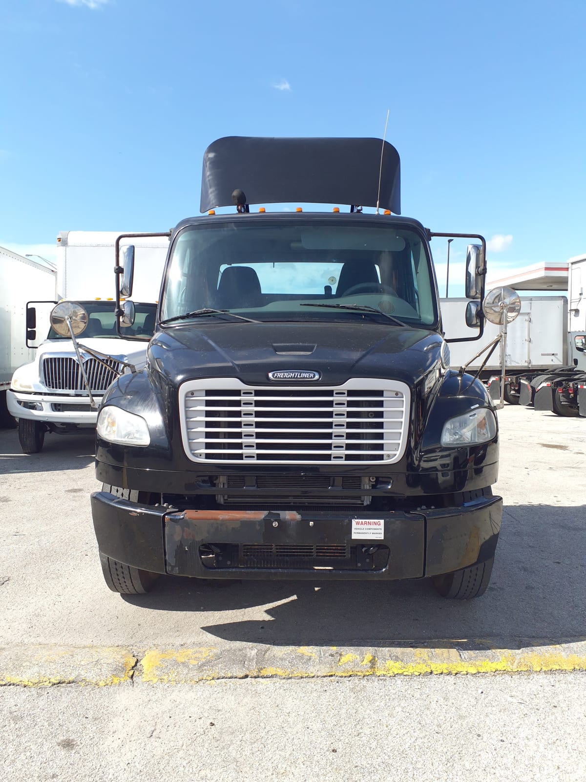 2017 Freightliner/Mercedes M2 106 677140