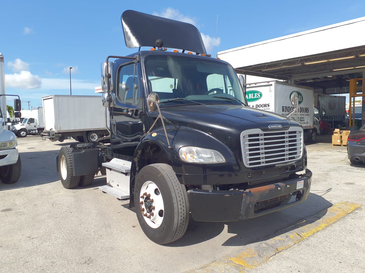 2017 Freightliner/Mercedes M2 106 677140