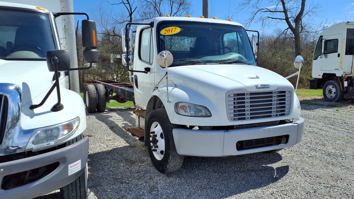 2017 Freightliner/Mercedes M2 106 677195