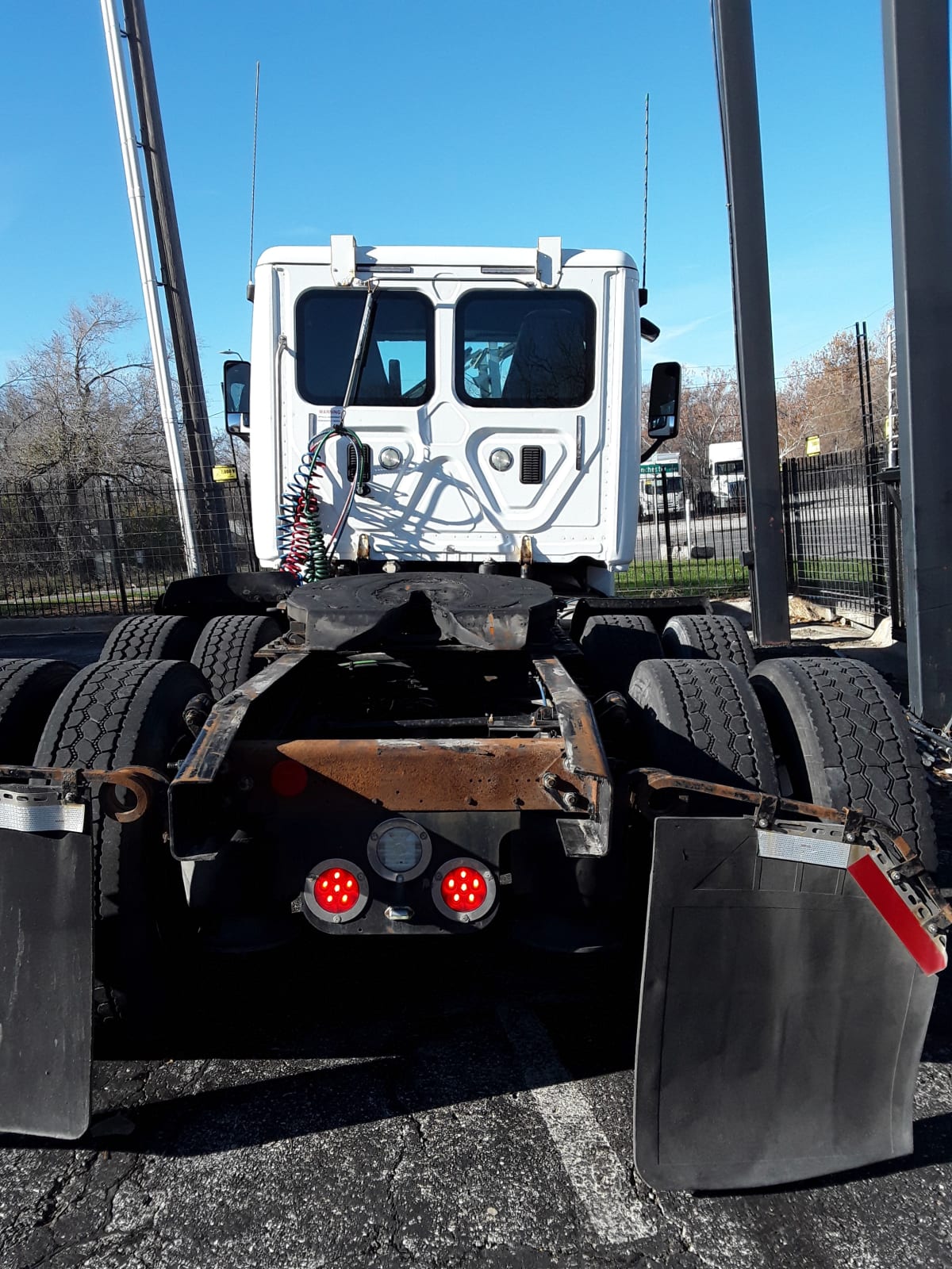 2017 Freightliner/Mercedes CASCADIA 125 677370