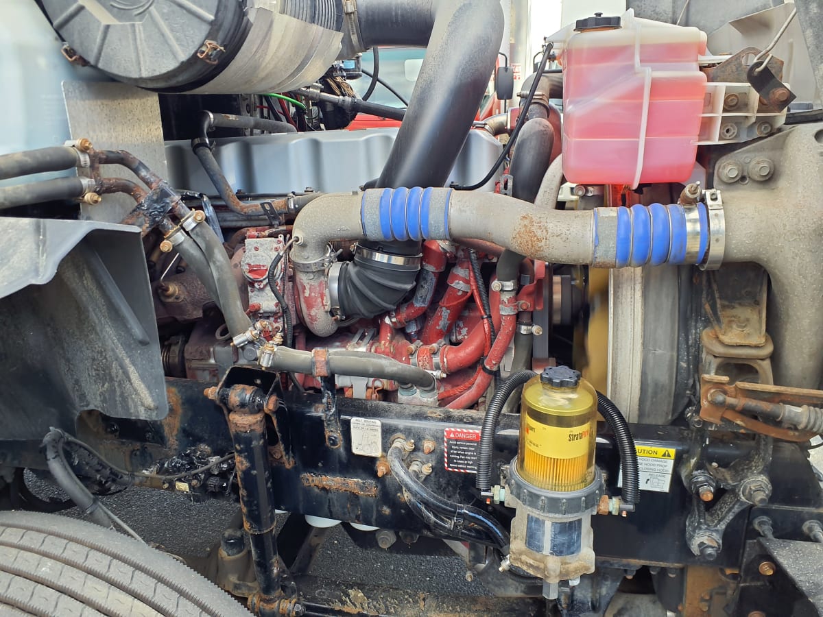 2017 Mack Trucks, Inc. CXU600 677381