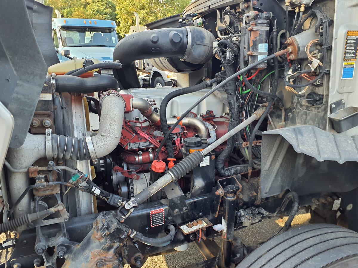 2017 Mack Trucks, Inc. CXU600 677386