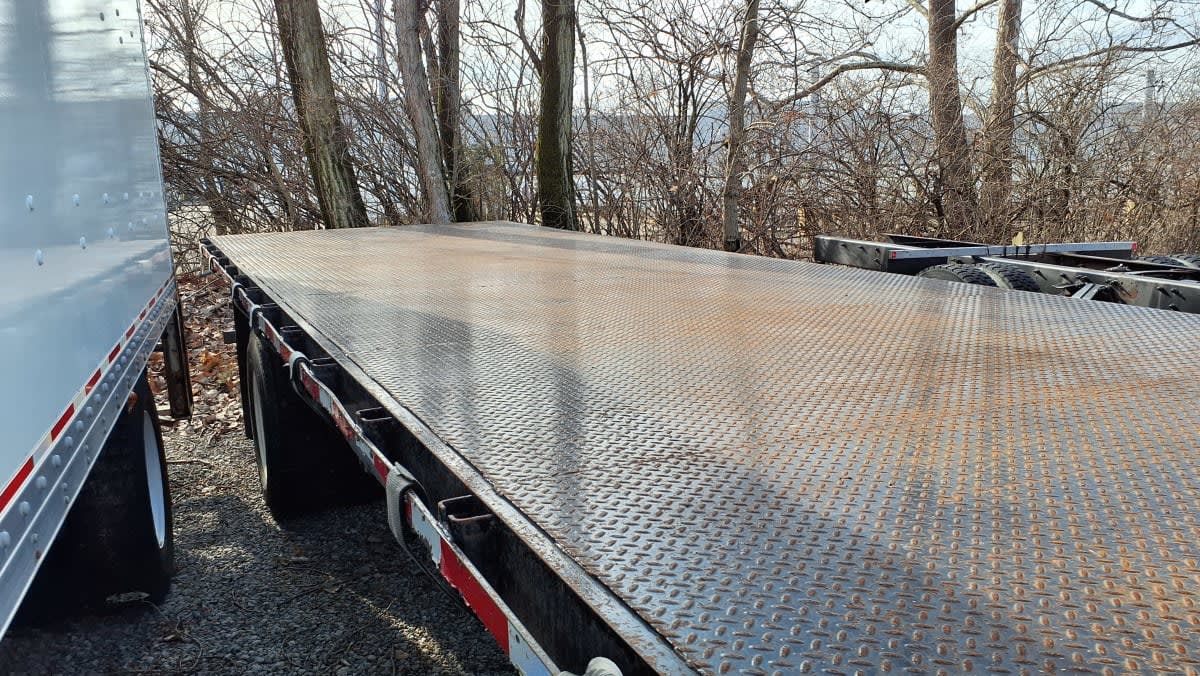 2017 Freightliner/Mercedes M2 106 677524