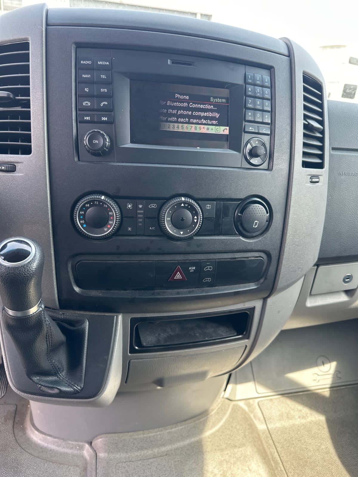 2016 Mercedes-Benz 2500 677579