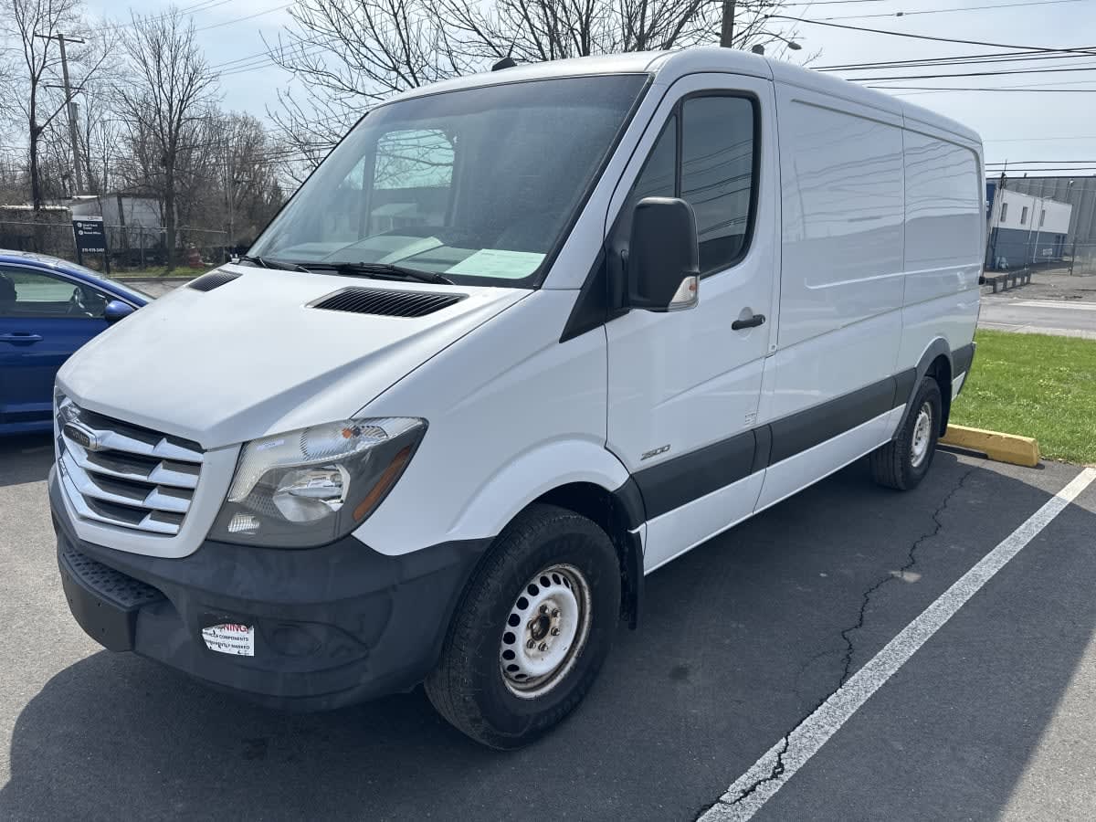 2016 Mercedes-Benz 2500 677579
