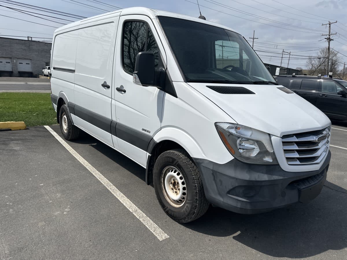 2016 Mercedes-Benz 2500 677579
