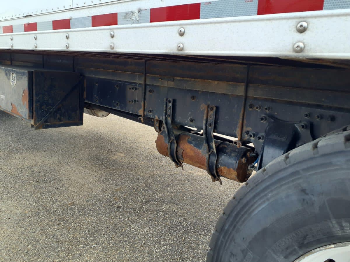 2017 Freightliner M2 106 677591