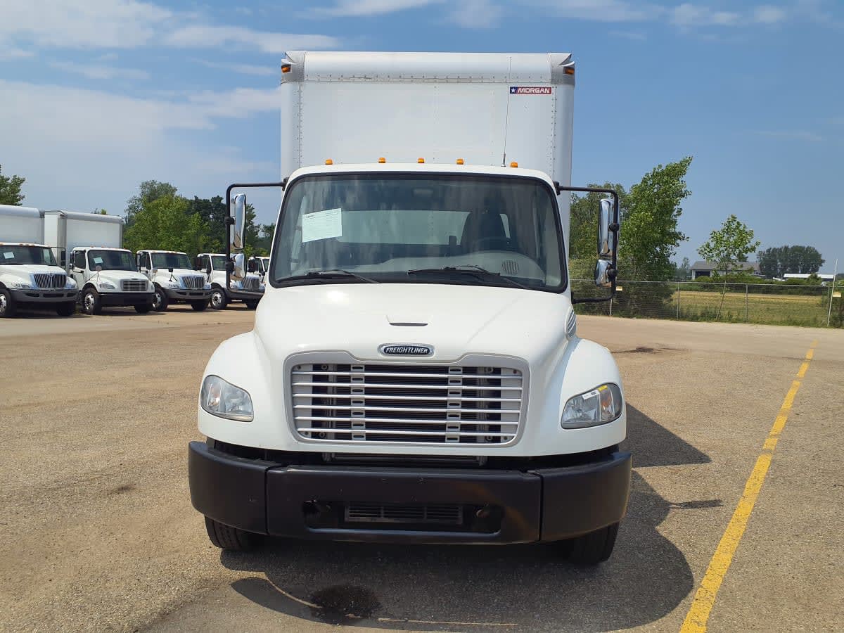 2017 Freightliner M2 106 677591