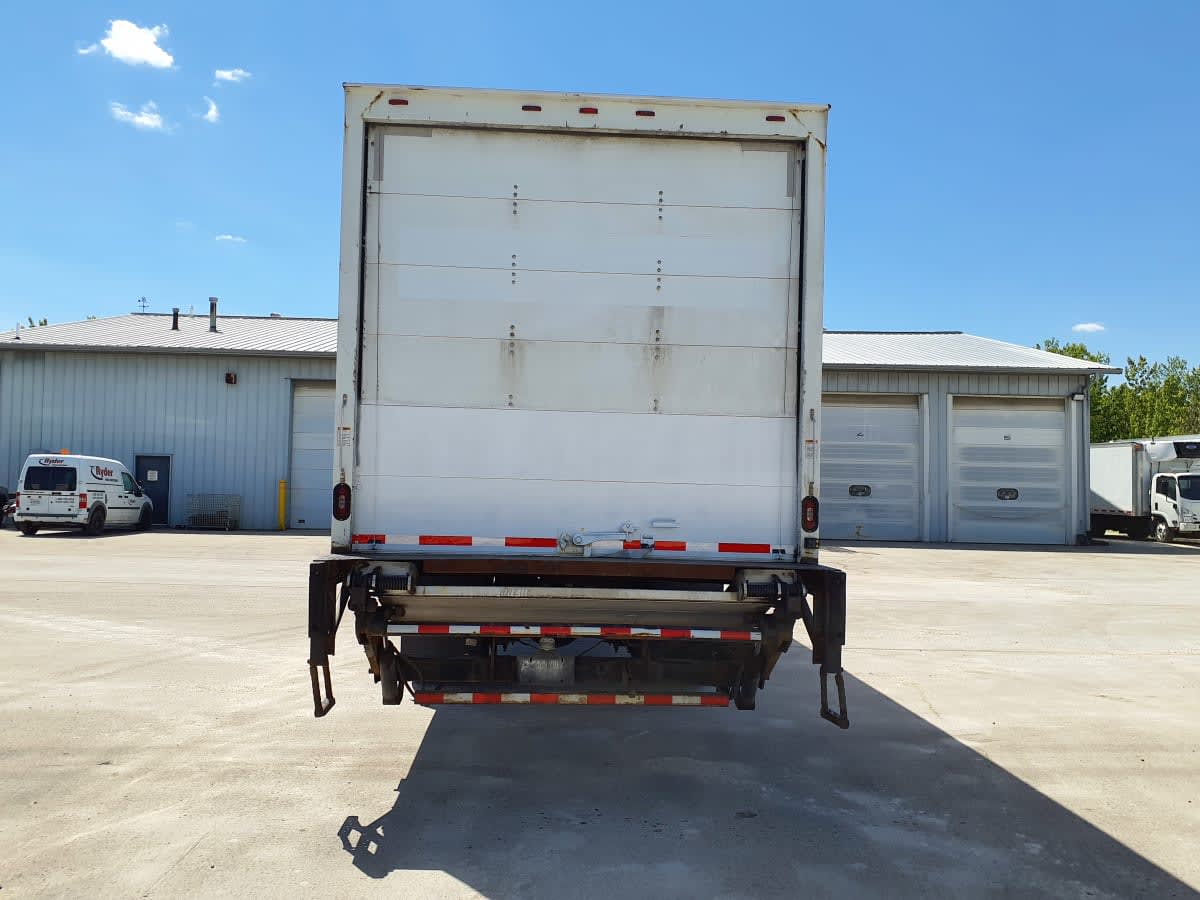 2017 Freightliner/Mercedes M2 106 677609