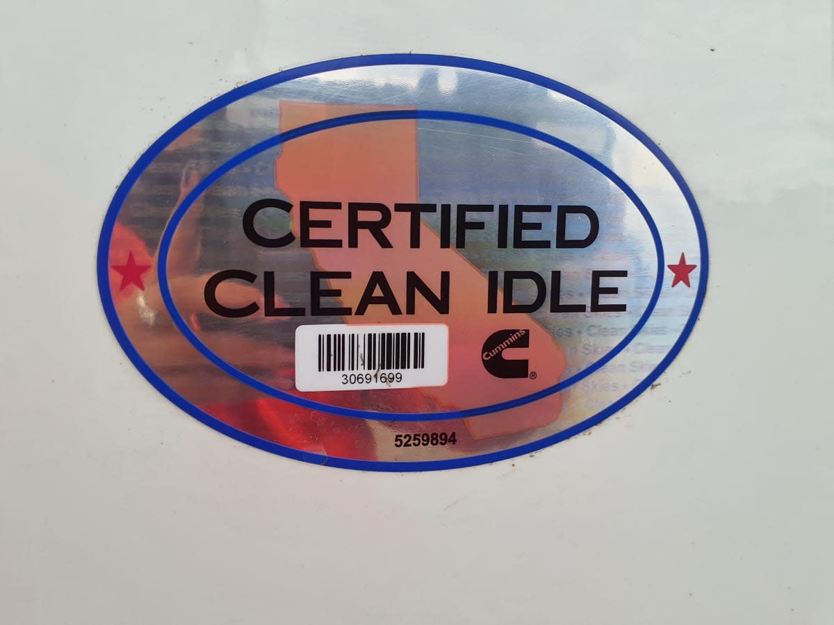 2017 Freightliner M2 106 677654