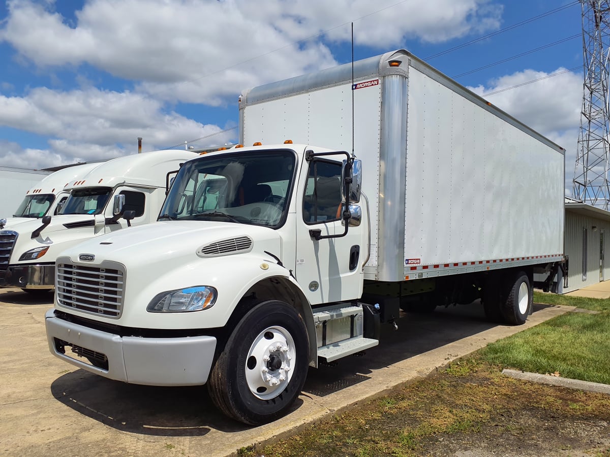 2017 Freightliner/Mercedes M2 106 677689