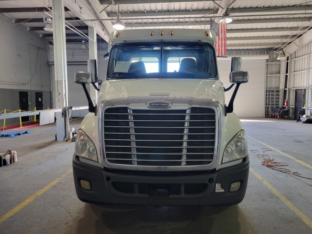 2017 Freightliner/Mercedes CASCADIA 125 677691