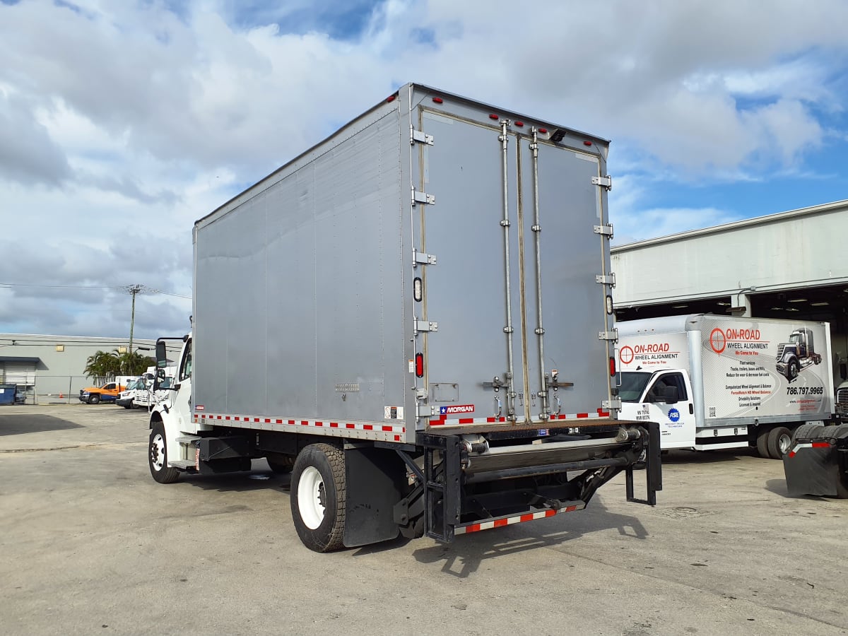 2017 Freightliner/Mercedes M2 106 677709