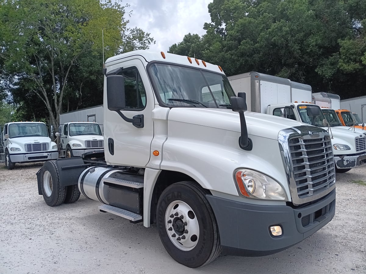 2017 Freightliner/Mercedes CASCADIA 125 677711