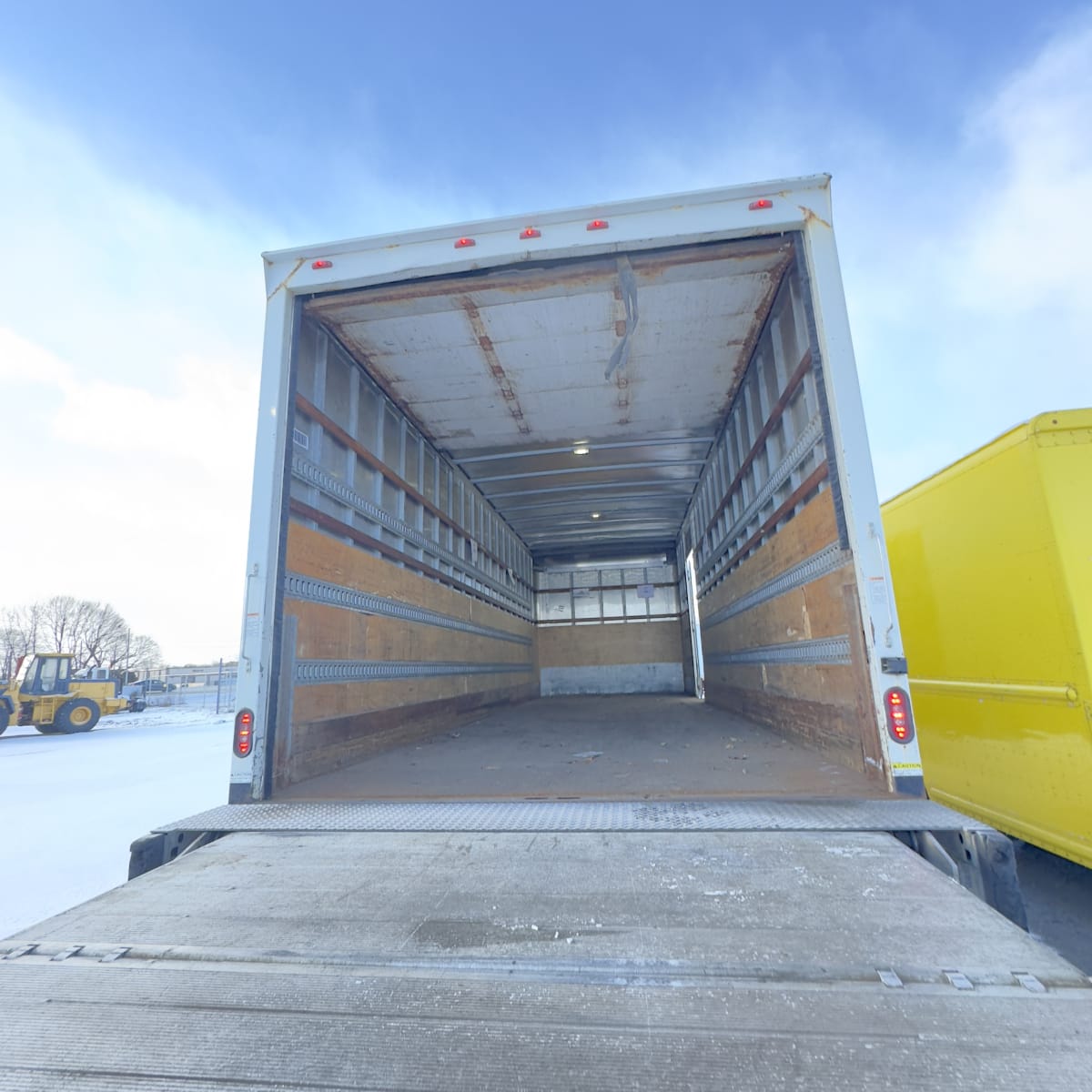 2017 Freightliner/Mercedes M2 106 677784