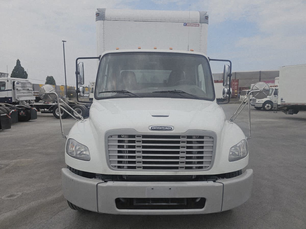 2017 Freightliner M2 106 677870