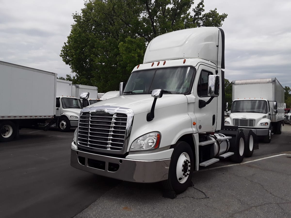 2017 Freightliner/Mercedes CASCADIA 125 677873