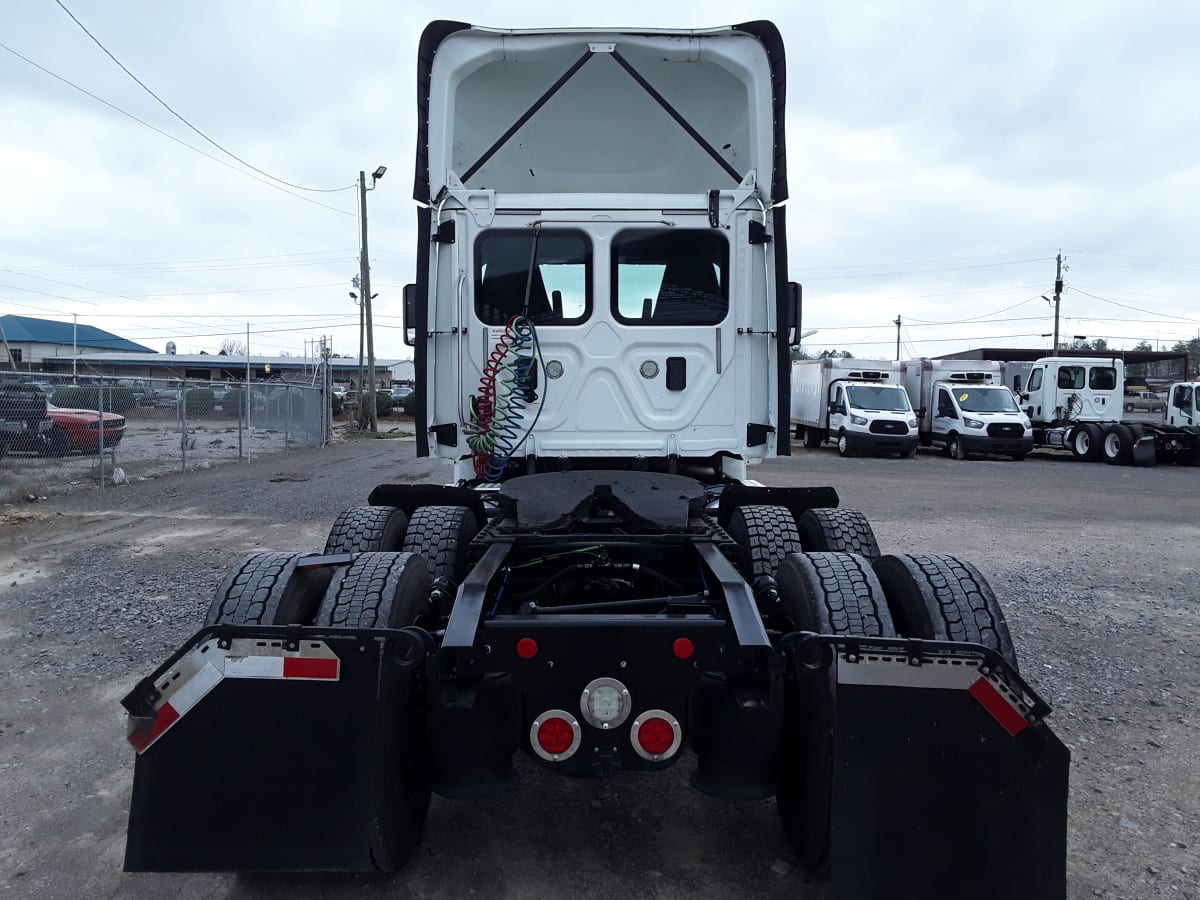 2017 Freightliner/Mercedes CASCADIA 125 677875