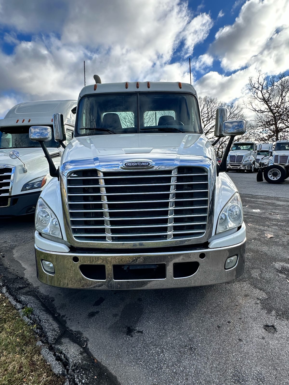 2017 Freightliner/Mercedes CASCADIA 125 677898