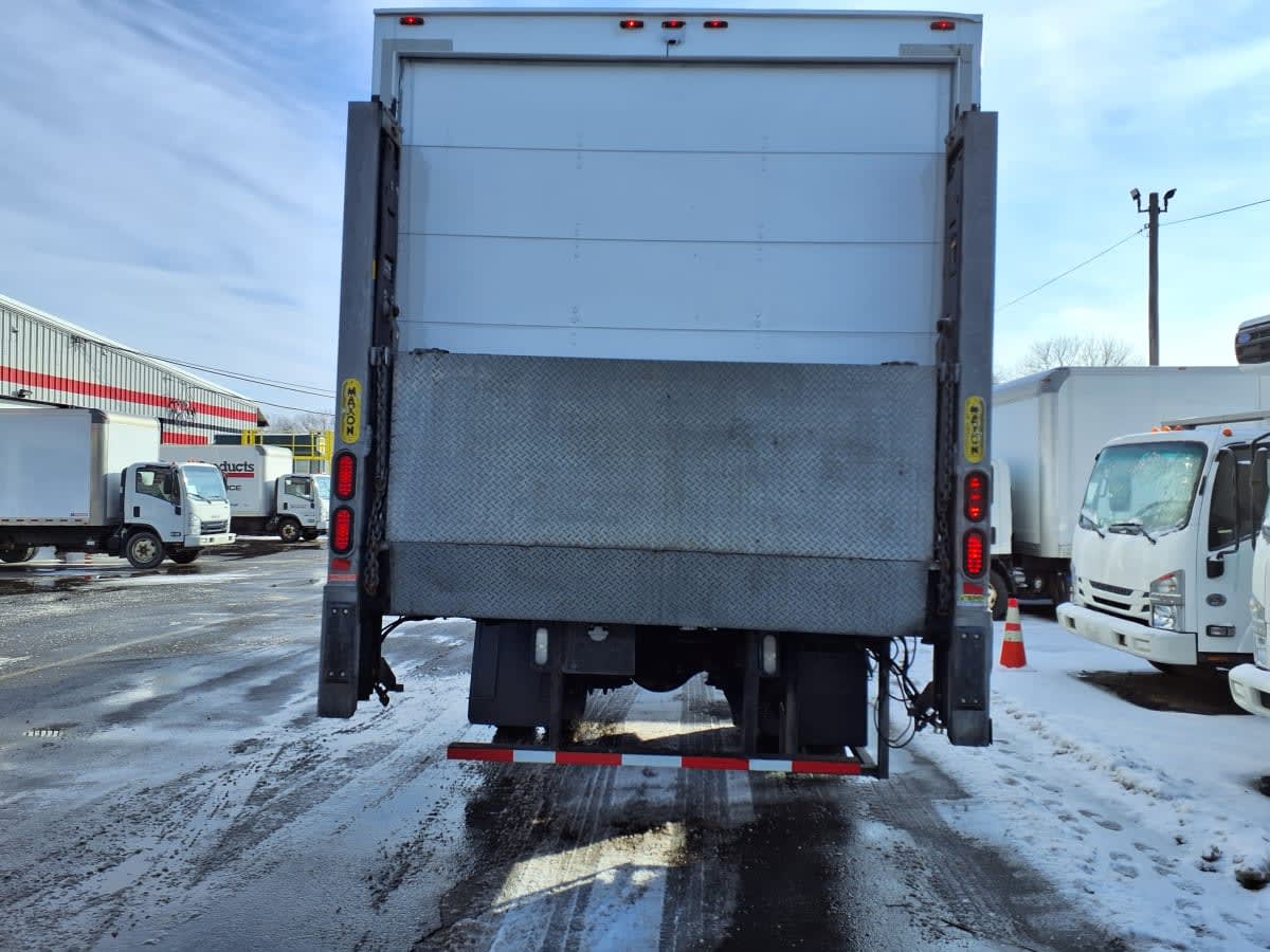 2017 Freightliner/Mercedes M2 106 678003