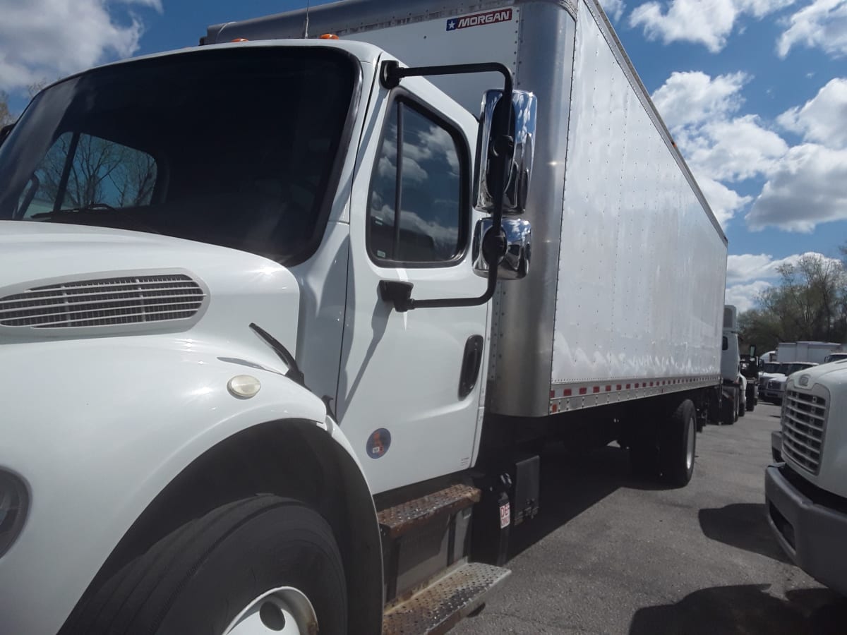 2017 Freightliner/Mercedes M2 106 678076