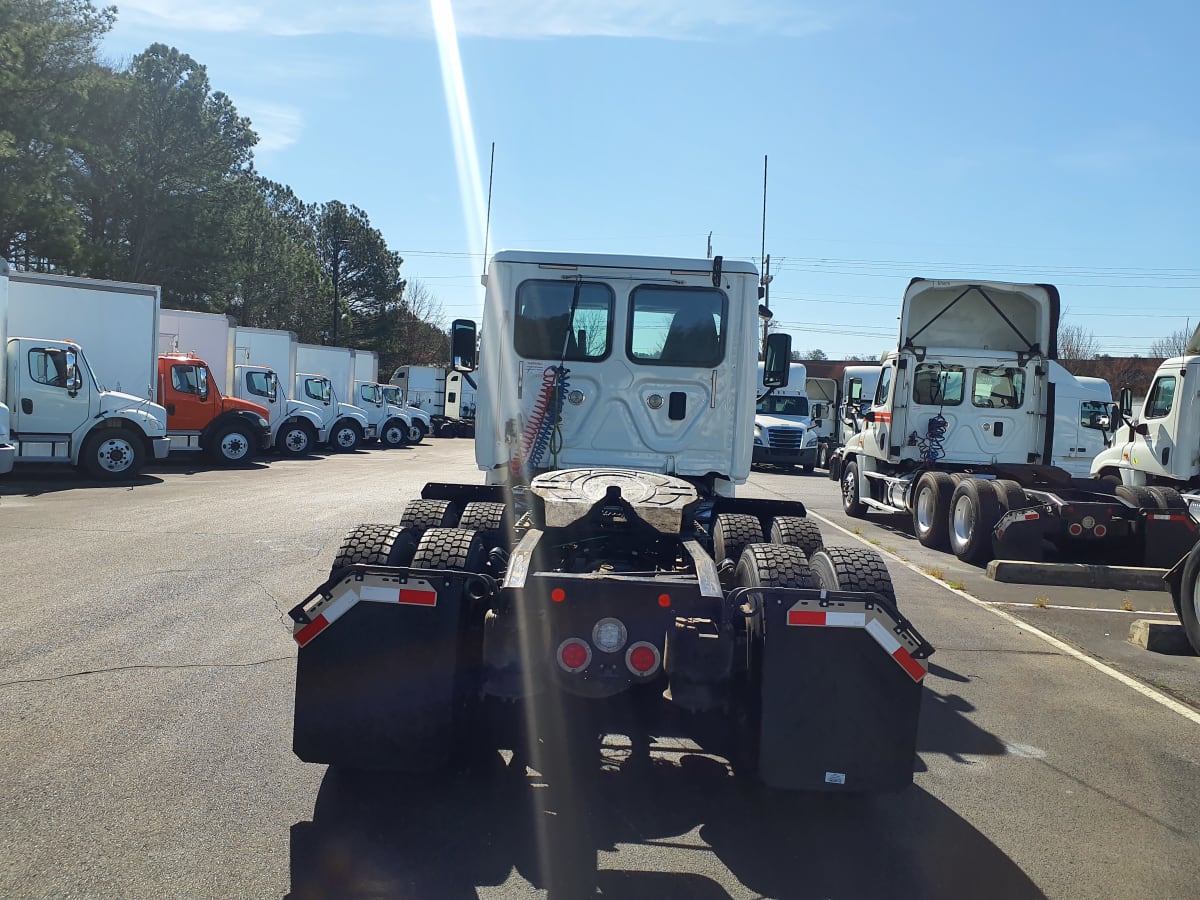 2017 Freightliner/Mercedes CASCADIA 125 678128