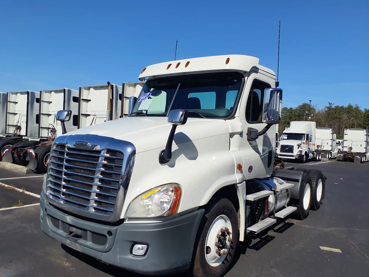 2017 Freightliner/Mercedes CASCADIA 125 678128