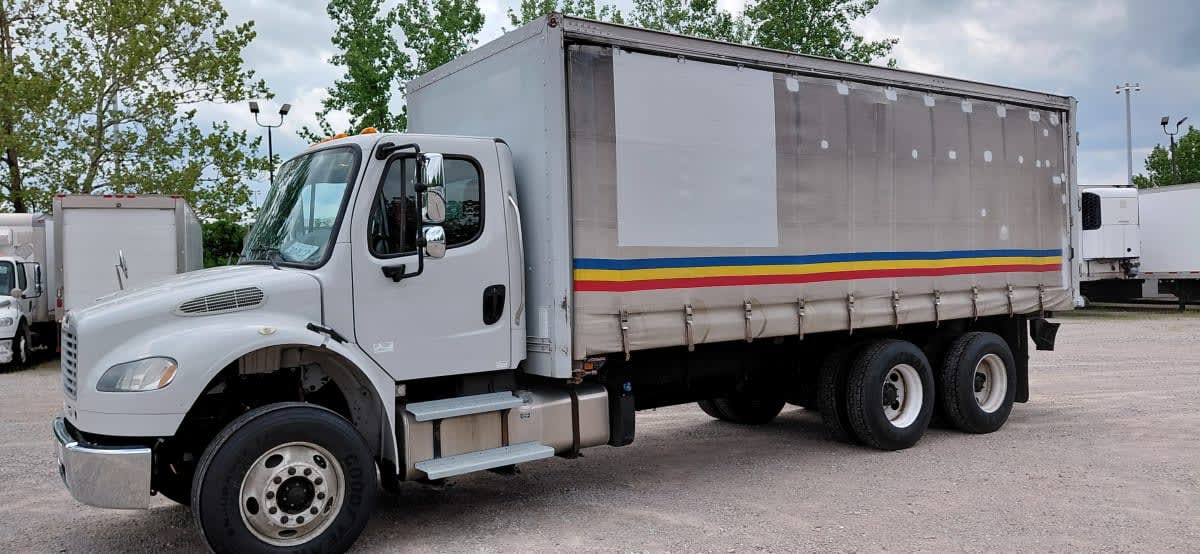 2017 Freightliner M2 106 678133