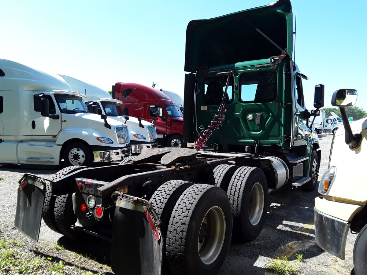 2017 Freightliner/Mercedes CASCADIA 125 678368