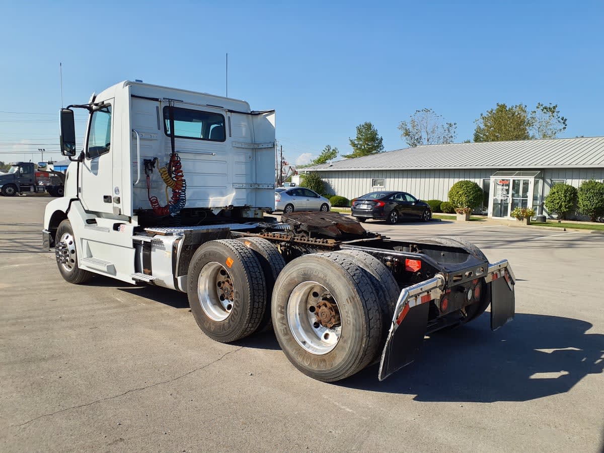 2017 Volvo VNL64TRACTOR 678395