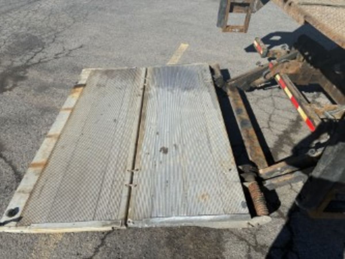 2017 Navistar International 4300 678406