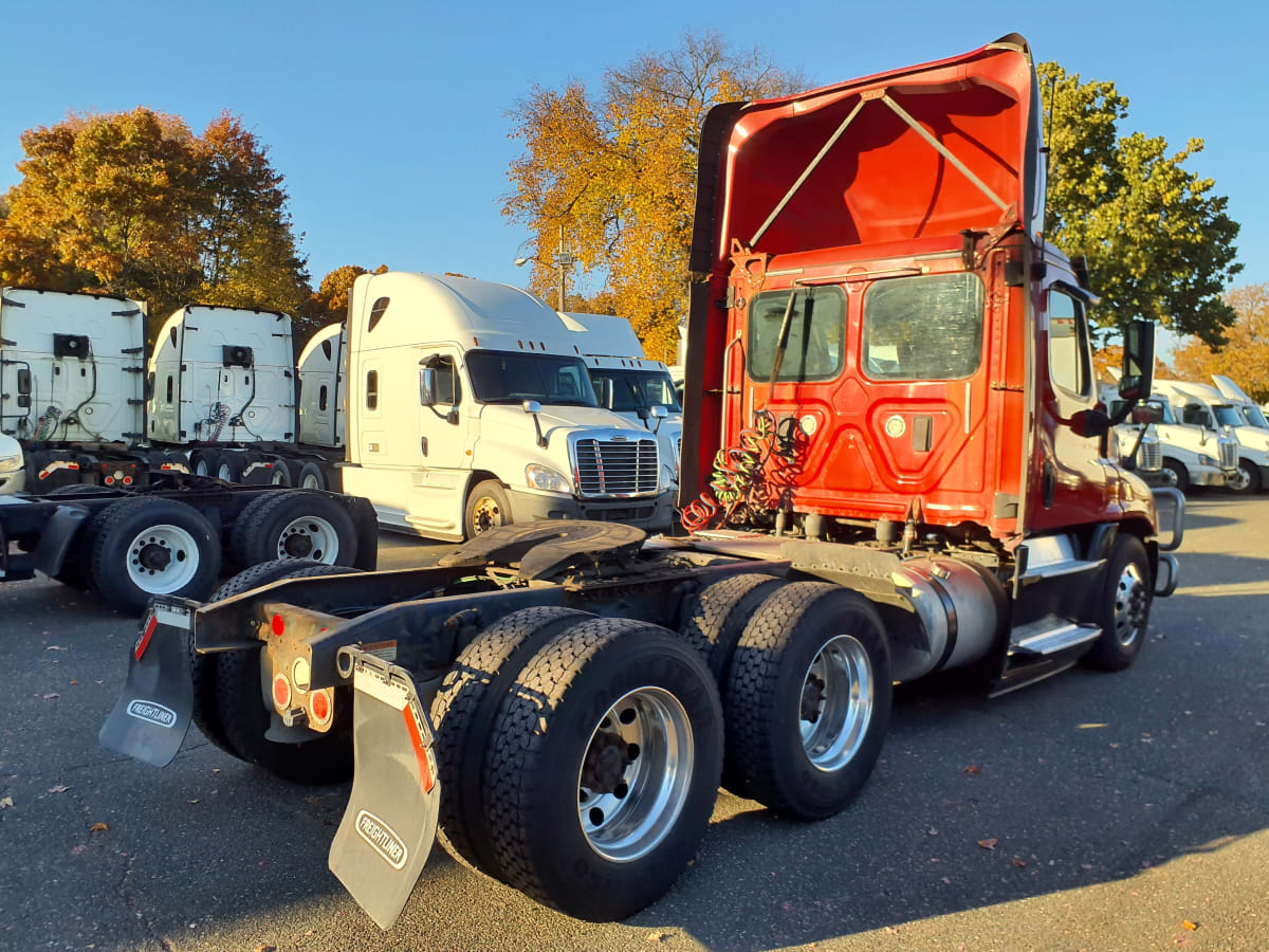 2017 Freightliner/Mercedes CASCADIA 125 678420