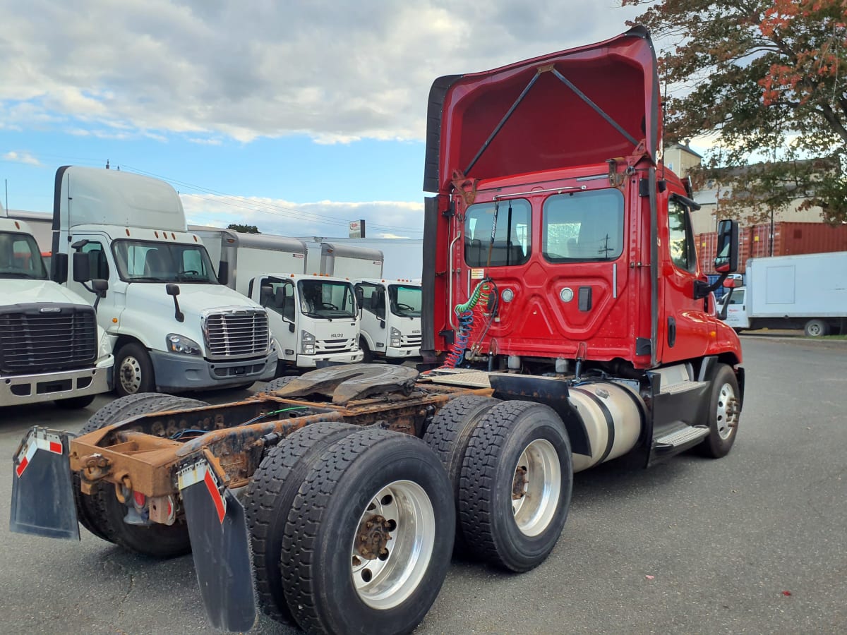 2017 Freightliner/Mercedes CASCADIA 125 678424