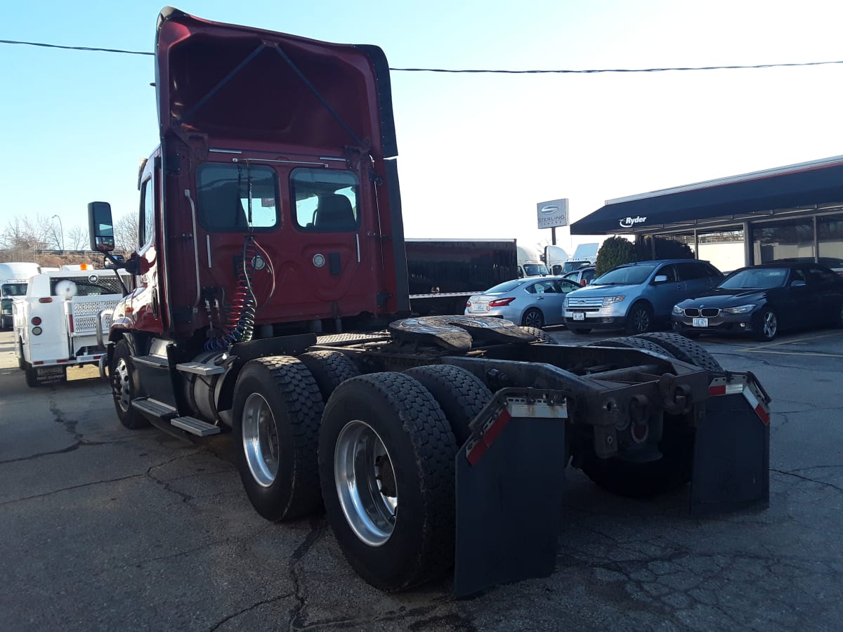 2017 Freightliner/Mercedes CASCADIA 125 678425