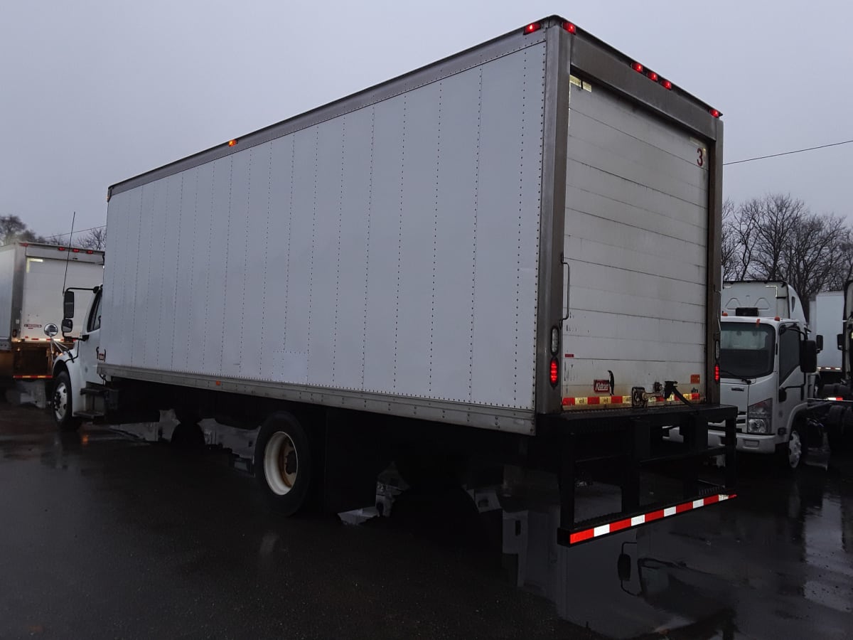 2017 Freightliner/Mercedes M2 106 678451